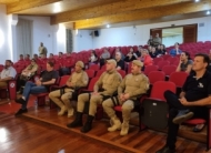 Prefeito em exercício se reúne com o comando da Polícia Militar em Treze Tílias