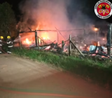 Incêndio destruiu galpão em propriedade rural de Rio das Antas