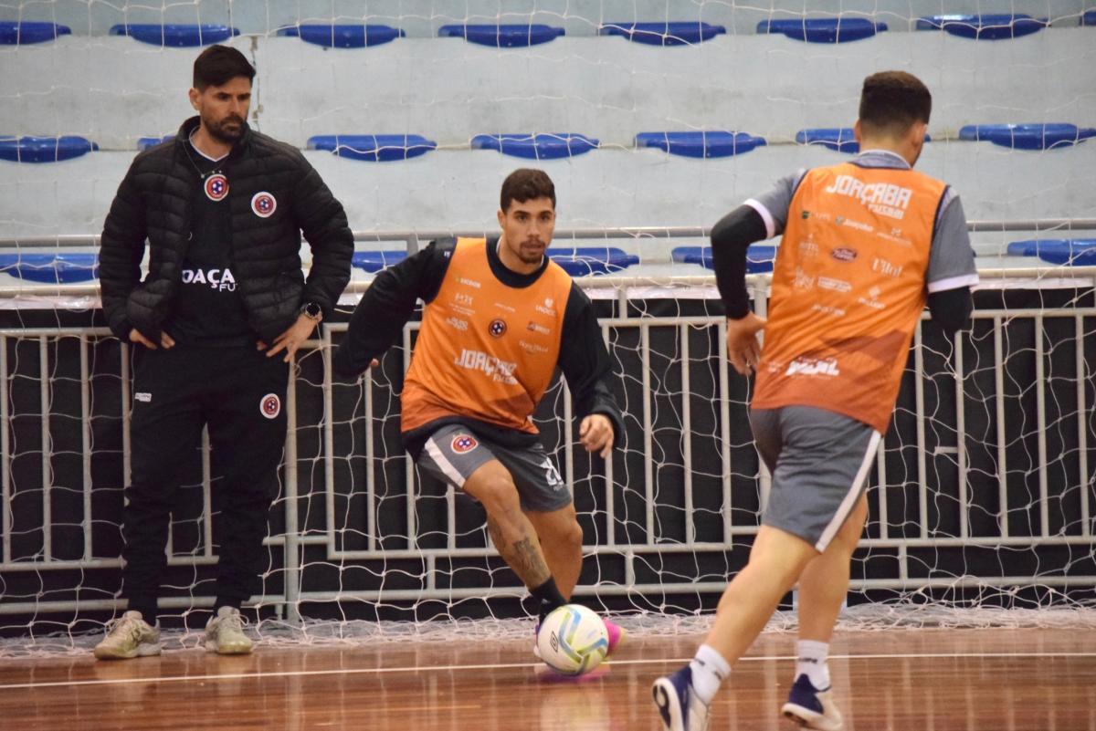 Joaçaba Futsal enfrenta o Magnus nesta terça-feira pela Liga Nacional